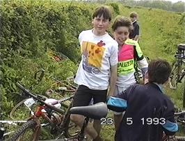 Tao Burgess and Paul Oakley at the finish